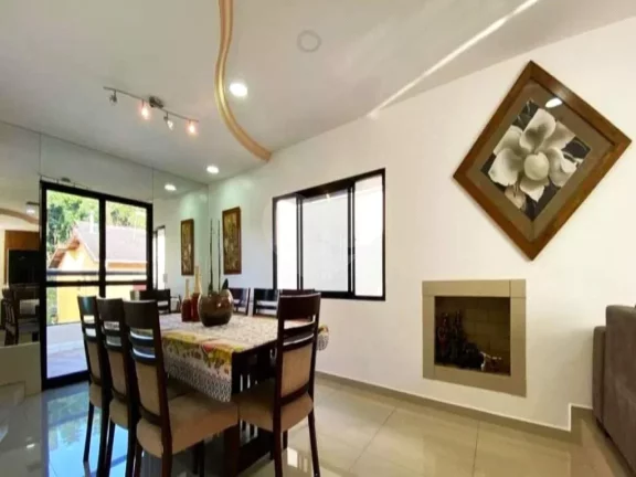 Imagem Casa à venda com 3 quartos, sendo 1 suíte, em Parque Monte Alegre, Taboão da Serra - SP