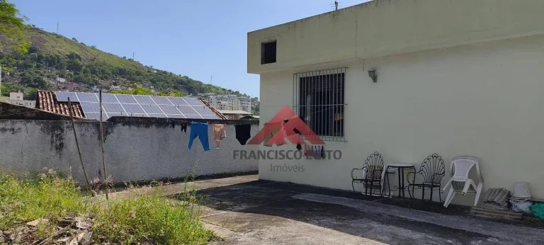 Imagem Casa com 3 dormitórios à venda, 90 m² por R$ 370.000,00 - Santa Rosa - Niterói/RJ
