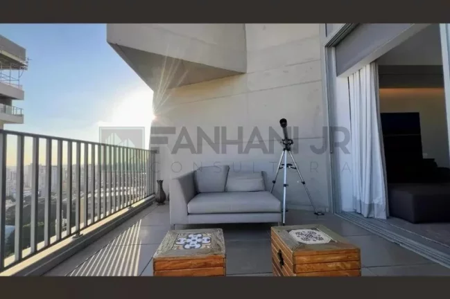 Imagem Este loft espaçoso, localizado na Alameda Franca, no bairro Cerqueira César em São Paulo, está à venda e é simplesmente incrível! Com 1 quarto, sen