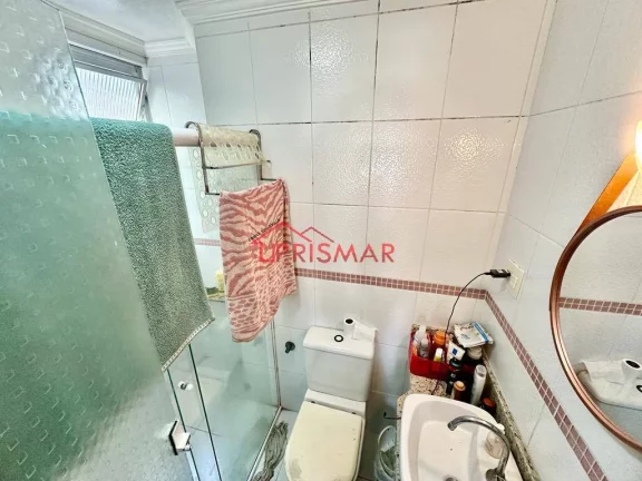 Imagem FORMIDÁVEL APARTAMENTO 2 Dormitórios c/ GARAGEM - 100m da Pr