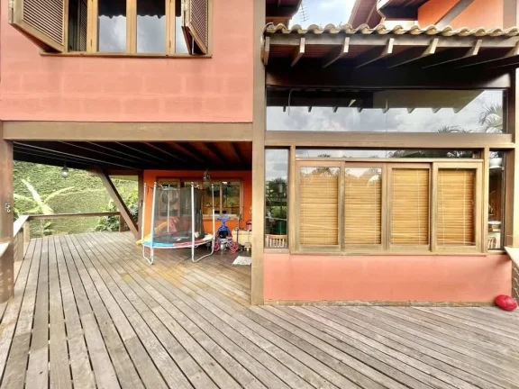 Imagem Cond. Recanto Inpla - CASA DE REVISTA! 3 dorms / 1 suíte + 2 aptos hóspedes