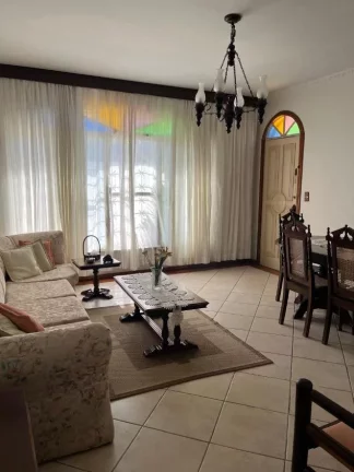 Imagem Trindade: onde a vida acontece ? Casa ampla maravilhosa com tudo ao seu redor