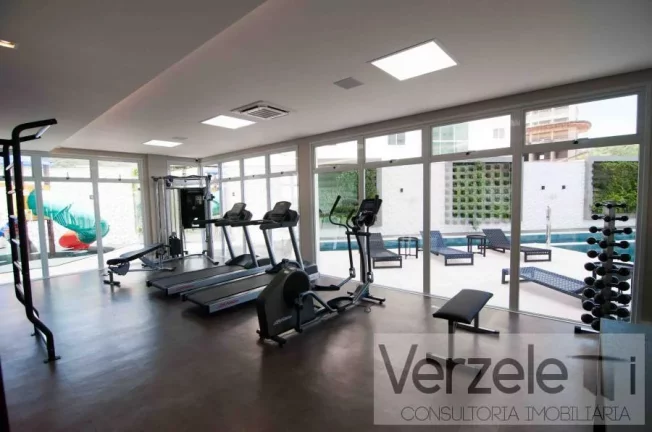 Imagem Apartamento 4 ou + dormitórios para Venda em Balneário Camboriú / SC no bairro Barra Sul