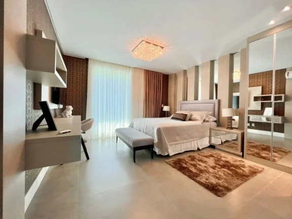 Imagem Casa em Condominio 6 Dormitórios - Bairro Zona Nova