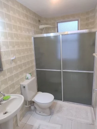 Imagem Apartamento Guilhermina - Praia Grande, de frente para Praia, com 50 m², 1 Dormitório, 1 Vaga.
