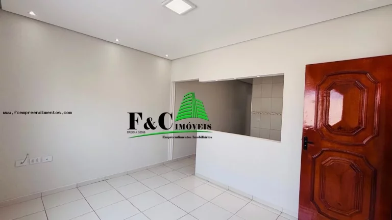 Imagem Casa para Venda em Limeira, Jardim Residencial Guimarães, 2 dormitórios, 1 banheiro, 2 vagas