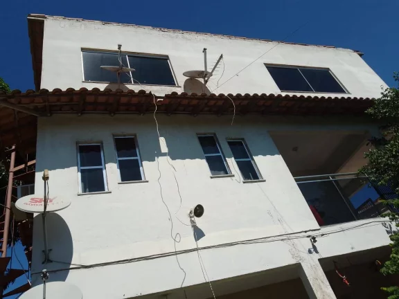 VENDO CASARÃO EM ARARUAMA, ÁREA TOTAL 525 m²-COQUEIRAL
