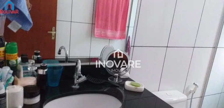 Imagem Casa com 2 dormitórios à venda, 170 m² por R$ 350.000,00 - Karfan - Itumbiara/GO