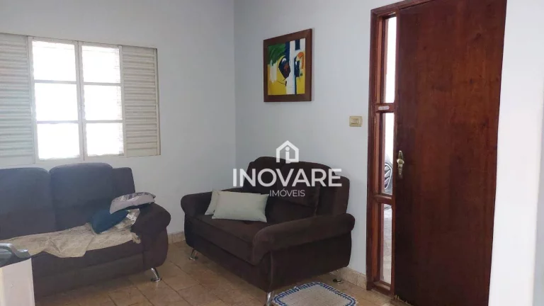 Imagem Casa com 3 dormitórios à venda, 210 m² por R$ 350.000 - Setor Paranaíba - Itumbiara/GO