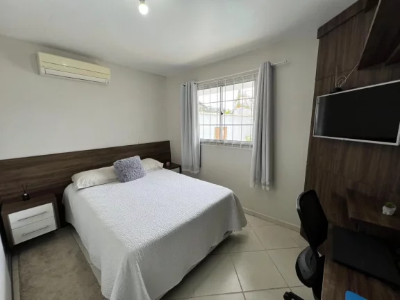 Imagem Casa para Venda em Florianópolis / SC no bairro São João do Rio Vermelho