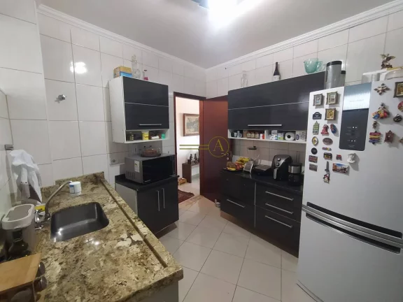 Imagem Apartamento á venda Apenas 400 metros da praia vista mar e morro definitiva