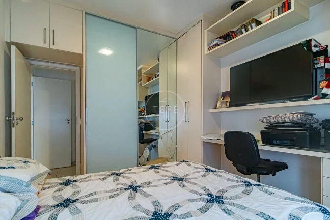 Imagem APARTAMENTO no COSME VELHO com 220m² - R$ 1.800.000 - Zona Sul, Rio de Janeiro