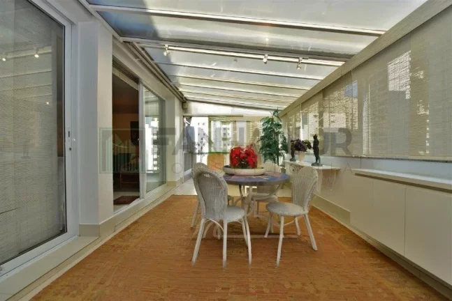 Imagem Alugue já sua cobertura no Jardim Europa, São Paulo-SP! 2 quartos, 1 suíte, 3 salas, 3 banheiros, 1 vaga, 126m².