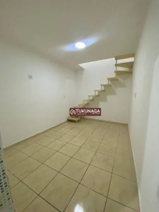 Imagem Casa com 1 quartos para alugar, 57 m² por R$ 1.450/mês - Vila Rosália - Guarulhos/SP