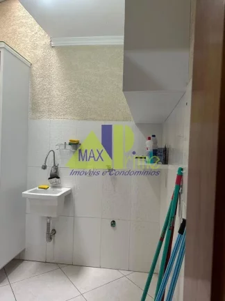 Imagem Casa à venda na Vila Granada, São Paulo-SP: 2 quartos, 1 suíte, 1 sala, 2 banheiros, 2 vagas, 160m². Confira já!