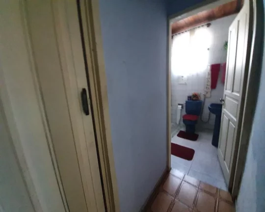 Imagem CASA TÉRREA- 2 DORMITORIOS COM 2 VAGAS (A 10 minutos da USP)
