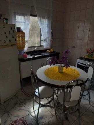 Imagem Sobrado com 2 dormitórios à venda, 137 m² por R$ 370.000,00 - Cidade Boa Vista - Suzano/SP
