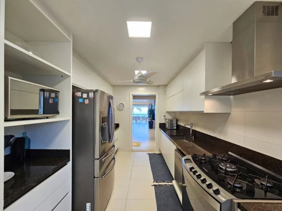 Imagem Apartamento com 4 dormitórios à venda, 235 m por R$ 16.500.000,00