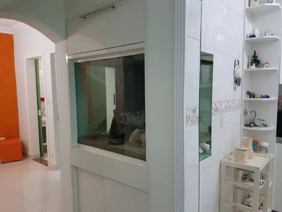 Imagem Sobrado mobiliado à venda, 210m² área construída 3 Dormitorios 4 Vagas