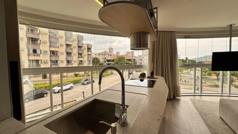 Imagem Apartamento para Venda em Florianópolis / SC no bairro Ingleses do Rio Vermelho