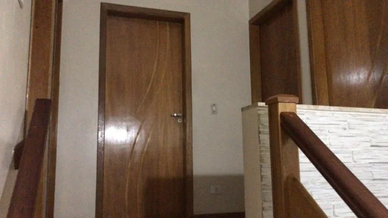 Imagem Sobrado para Venda por R$850.000,00 com 200m², 4 dormitórios, 2 vagas e 4 banheiros - Jardim são vicente , São paulo / SP - Cód. BDI35785