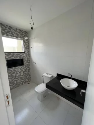 Imagem Casa à venda no Cond. Terras Alphaville 1 com 3/4, Área de Lazer e 4 Vagas de Garagem