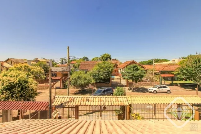 Imagem Sobrado com charme e praticidade na zona sul!

Essa casa estilo sobrado é perfeita para quem busca ...