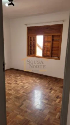 Imagem São 2 imóveis, um sobre o outro, exatamente iguais, cada um com 2 dormitórios, sala, varanda, coz...