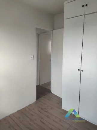 Imagem Apartamento com 3 dormitórios à venda, 65m²