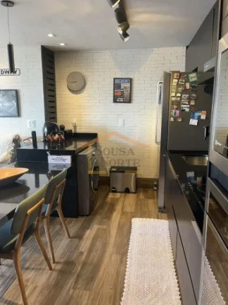 Imagem Apartamento 2 dormitórios totalmente modificado por arquiteto, sendo 1 suíte, sala para 2 ambiente...