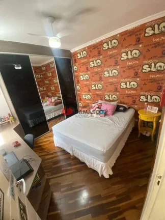 Imagem Sobrado à venda 3 Quartos, 3 Suites, 4 Vagas, 347M², Campestre, Santo André - SP