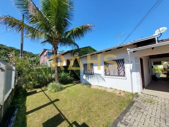 Imagem Você está em busca de um lar acolhedor e tranquilo? Apresentamos a você uma bela casa plana com 3...