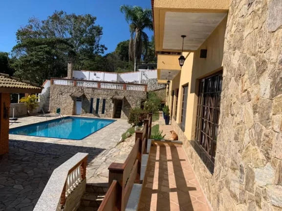 Imagem Chácara com 5 dormitórios à venda, 5000 m² por R$ 2.300.000,00 - Parque Residencial Itapeti - Mogi das Cruzes/SP