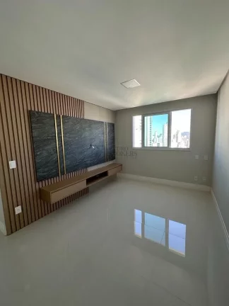 Imagem Apartamento Quadra Mar com 3 suítes à venda no Centro de Balneário Camboriú/SC