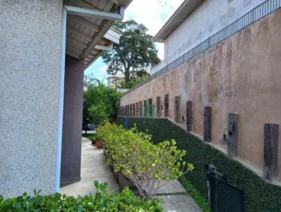 Imagem Casa com 3 dormitórios à venda, 212 m² por R$ 1.900.000,00 - Vila Mira - Atibaia/SP