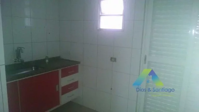Imagem Casa 116 metros, a 5 minutos da estação do metro Sacomã, 2 dormitórios, excelente, localização e valor !!!