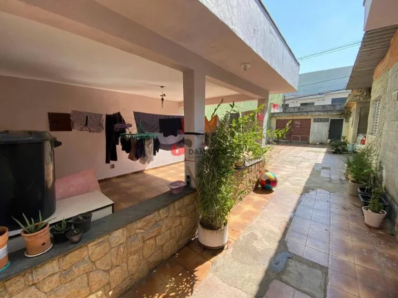 Imagem Casa à venda 2 Quartos, 1 Suite, 6 Vagas, 221M², Osvaldo Cruz, São Caetano do Sul - SP