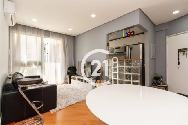 Imagem Apartamento com 2 dormitórios à venda, 60 m² por R$ 850.000,00 - Moema - São Paulo/SP