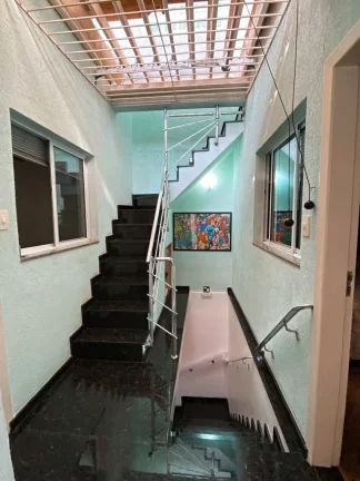 Imagem Sobrado Próximo Estação Vila Tolstói - 250 m² - 3 Dormitórios - 1 Suíte - Closet - Espaço Gourmet - 8 Vagas de garagem