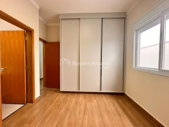 Imagem Casa térrea nova com 03 suítes à venda no Condomínio Residencial Royal Garden, Parque Brasil 500...