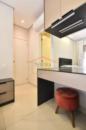 Imagem Apartamento mobiliado, no último andar, 2 dormitórios, sendo 1 suite, 1 deles adaptado para home o...