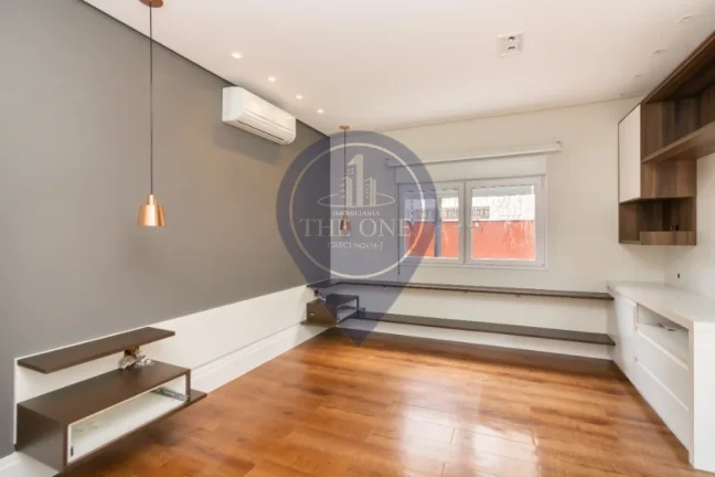Imagem Casa à venda em São Paulo-SP, Vila Mariana: 3 quartos, 1 suíte, 4 banheiros, 2 vagas, 236m² de área. Aproveite!
