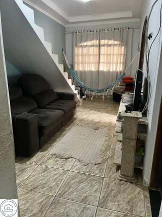 Imagem Imóvel em São Paulo, zona sul, Localizada no Jardim Herplin / Condomínio manacá da serra. Rua recém Asfaltada.