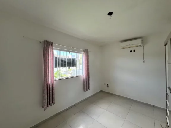 Imagem Casa para Venda em Florianópolis / SC no bairro São João do Rio Vermelho