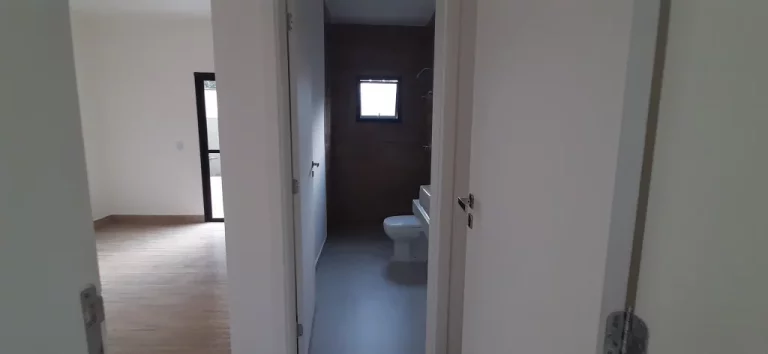 Imagem A Batelli Im...oacute;veis apresenta esta ...oacute;tima casa com linda vista para o verde, em um am...