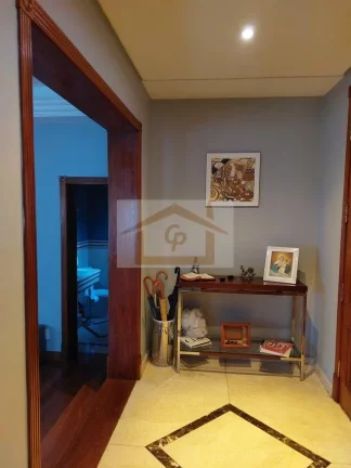 Imagem IMPECÁVEL! AO LADO DO SHOPPING GRANJA VIANA, 3 QUARTOS SENDO UM SUITE, 4 VAGAS