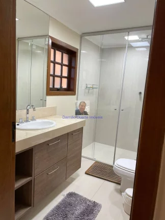 Imagem VENDE-SE Casa MODERNA, 4 suítes, Cond. Vila Verde