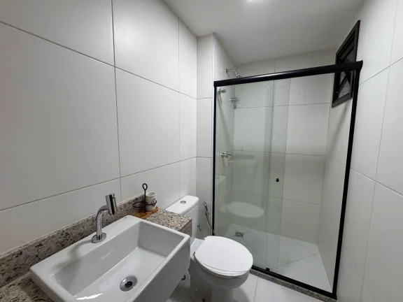 Imagem Confortável Apartamento no Alphaville I em Salvador Novo