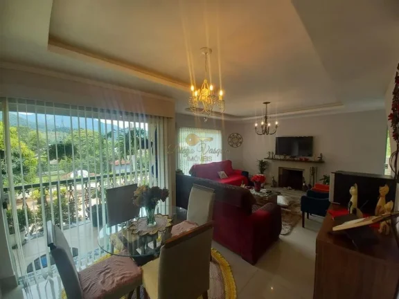 Imagem Casa em Condomínio para Venda em Teresópolis / RJ no bairro Vargem Grande