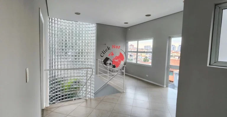 Imagem Prédio Comercial no bairro Santa Terezinha, 1.300 metros